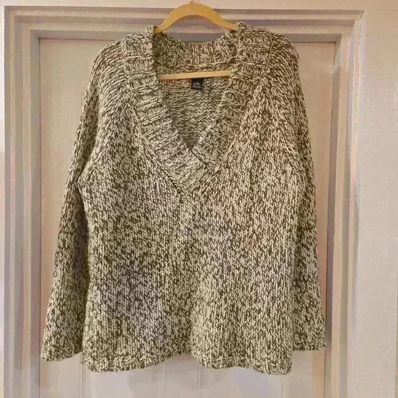 Deane & White Woman Plus Wool Alpaca Blend V Neck Sweater Gray White Size 1X - Picture 1 of 9